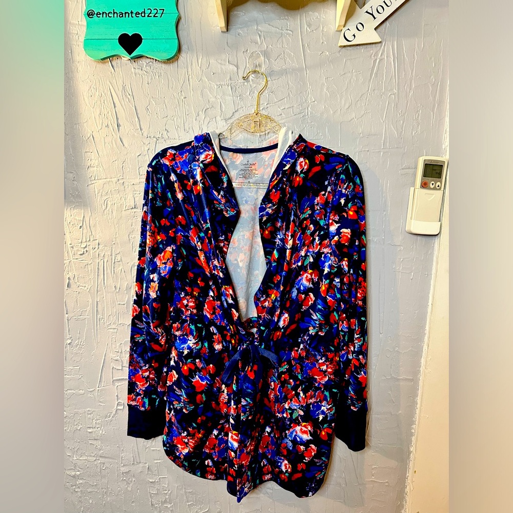 Cuddle Duds tie close shirt Flex Wear size medium NWOT